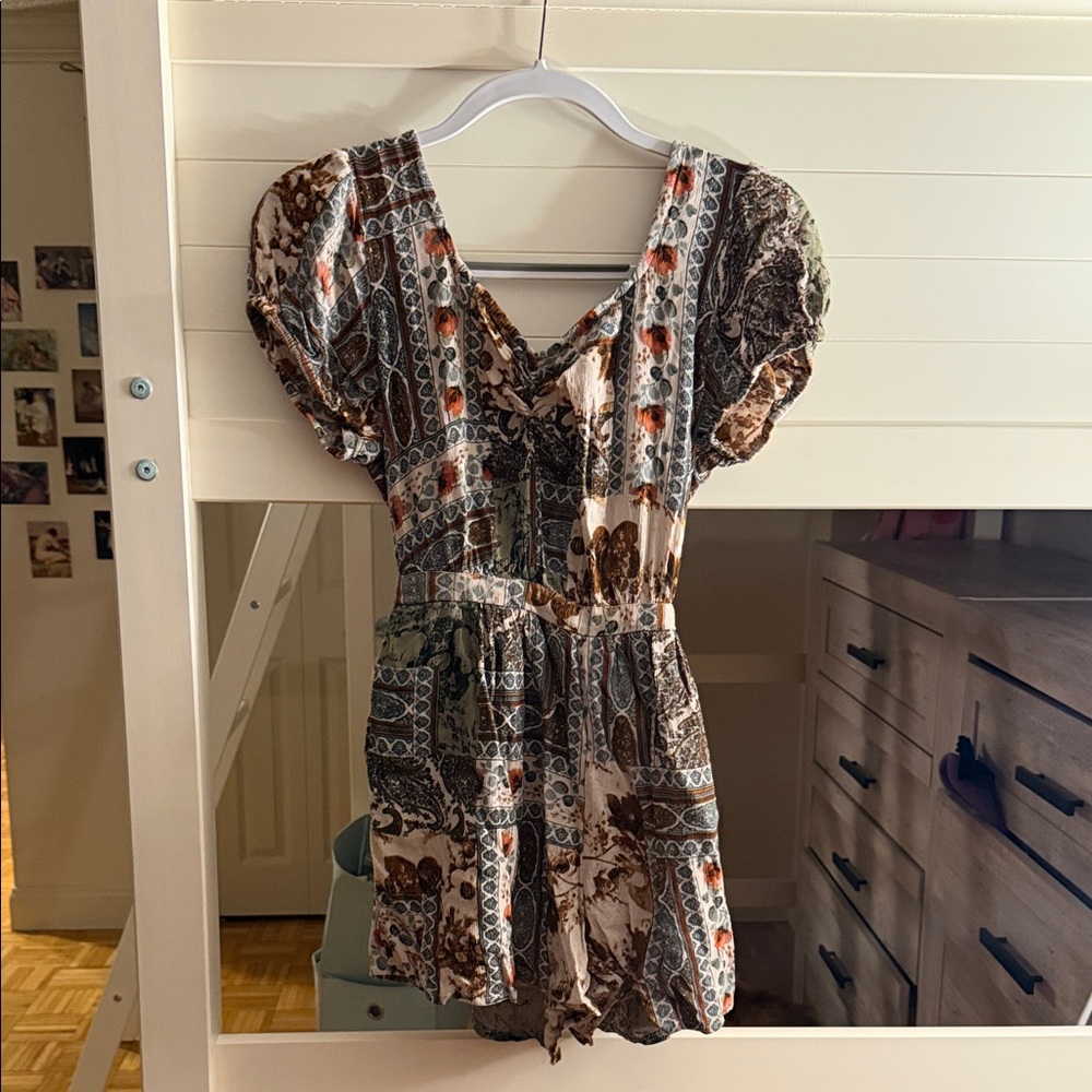 Floral Patchwork Puff Sleeve Romper in Multicolor